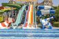 बालकों के लिए अनुकूलित रंगीन फाइबरग्लास वाटर पार्क स्लाइड आउटडोर वाटर गेम्स पार्क पूल उपकरण