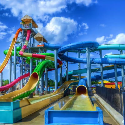 अच्छी कीमत Fiberglass Spiral Water Park Slide with Pool End Suitable for Kids and Adults with OEM Service ऑनलाइन