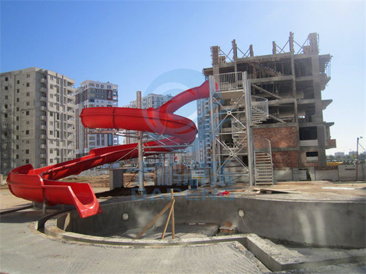 वयस्कों के बच्चों के लिए अनुकूलित बिग वक्र जल स्लाइड परिसर सर्पिल पूल स्लाइड